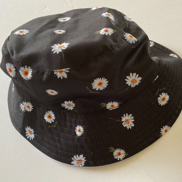 ALICE & OLIVIA Women's Reversible Bucket Hat NWOT Size OSFM - Picture 3 of 8